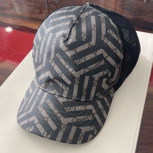 Gucci Caleido Hat